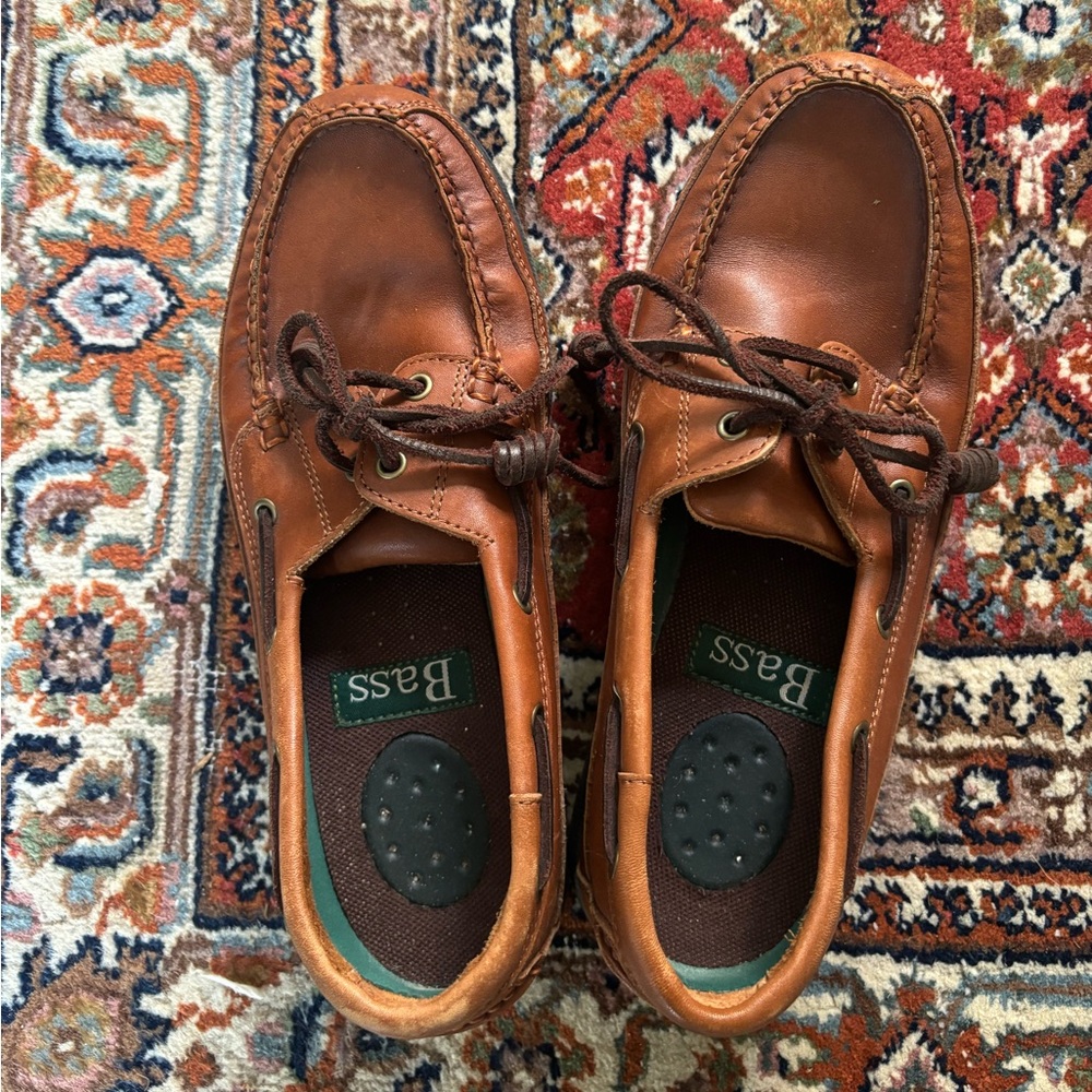 Bass Brown Leather boat shoes